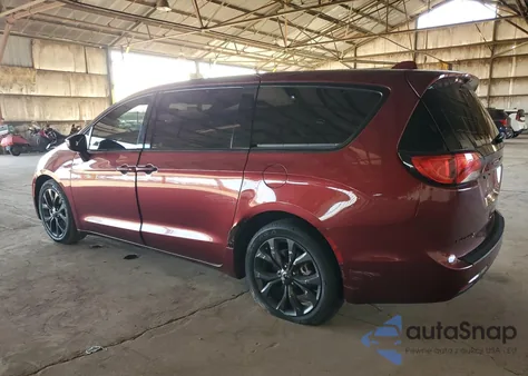 2020 Chrysler Pacifica Touring z USA, uszkodzony, nr VIN 2C4RC1FG3LR100614